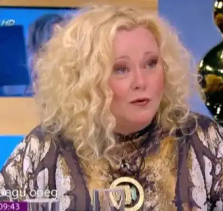 Наталия Симеонова тъне в море от задачи с непознат кавалер