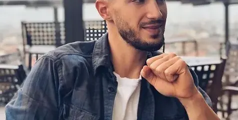 Наум Шопов се офъка