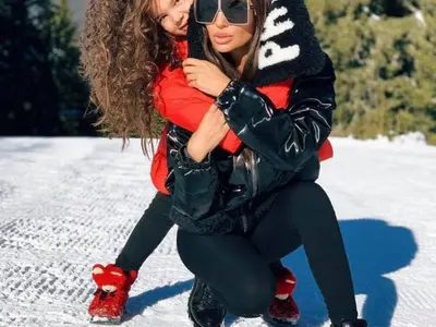 Николета прави щерка си манекенка