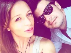 Окончателно! Мика разтрогна годежа си с Айки