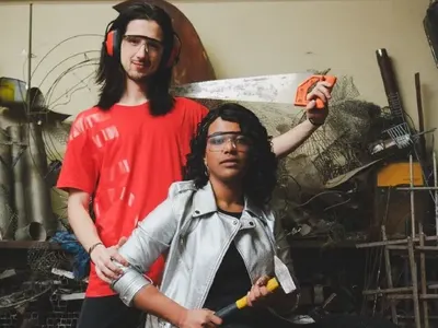 От 3 години: Прея люби двойник на Ейдриън Броуди