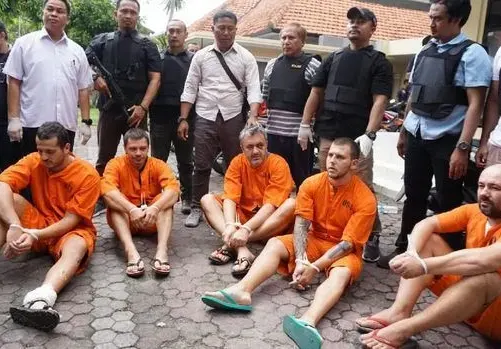 Разбиха българска група за източване на банкомати на о. Бали (СКАНДАЛНИ РАЗКРИТИЯ + ВИДЕО)