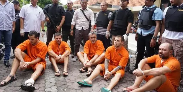 Разбиха българска група за източване на банкомати на о. Бали (СКАНДАЛНИ РАЗКРИТИЯ + ВИДЕО)