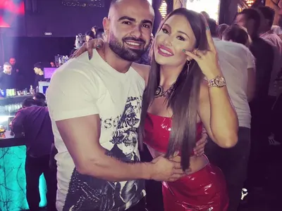 Ричард налази Гери-Никол, забрави как я плюеше