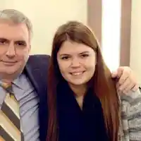 Щерката на Калфин го изненада с гадже арабин