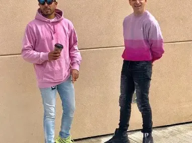 100 кила: Мъже, носете розово!