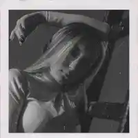 11 години след смъртта на Дими, Дара Екимова плаче, докато записва дует с него