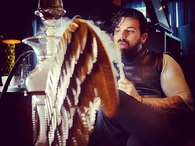 Благо Джизъса яхва звяр последен модел за 200 бона! Возилото е с куп екстри + масажиращи седалки