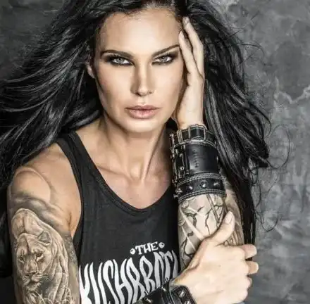 Цеци Красимирова работи за бебе