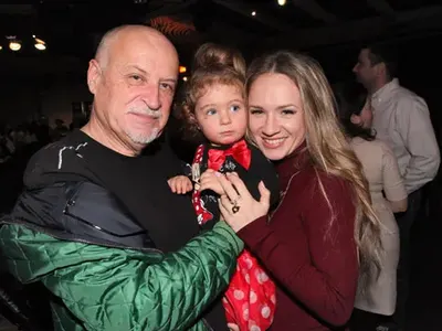 Данчо Караджов отказал да вземе внучка си на Канарските