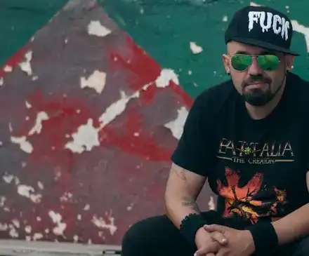 Дичо губи солидни хонорари заради паниката да лети със самолет