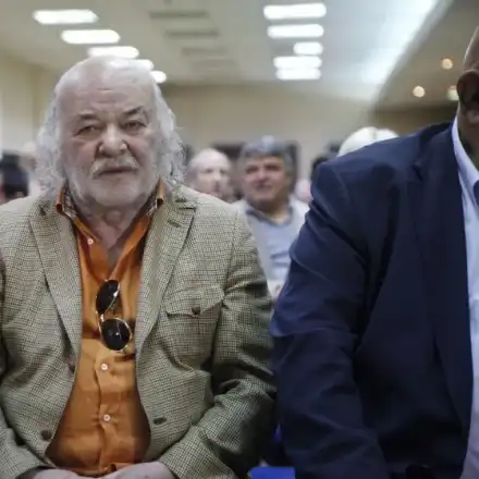 Ексклузивно! Боян Радев приет по спешност в Пирогов! (Разкритие на lupa.bg)