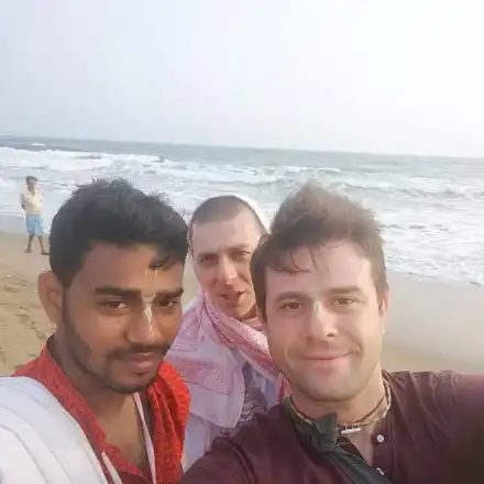 Фахрадин се отдаде на Харе Кришна