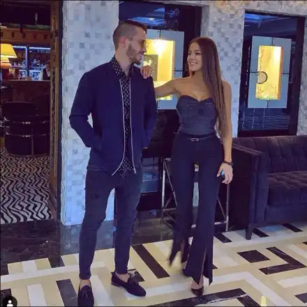 Гаджето на Шопов му лъска колата