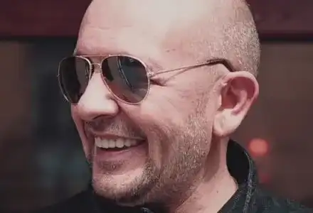 Годжи притежава колекция от картини за милиони