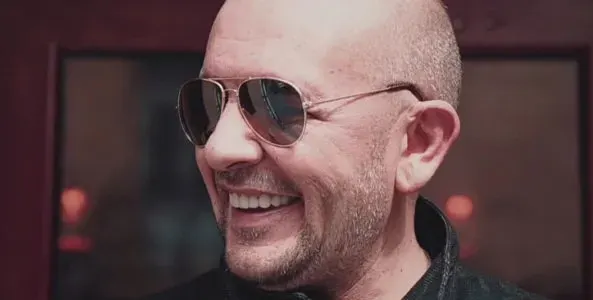 Годжи притежава колекция от картини за милиони