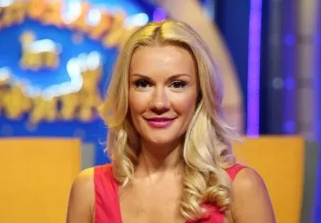 Изоставената Мария Игнатова изпадна в тежка депресия! Пропи се, не излиза от дома си
