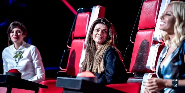 Жената на Графа седна в стола на Михаела Филева