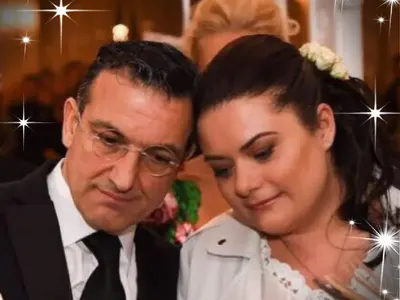 Жената на Зуека го ревнува от асистентка в „Капките“