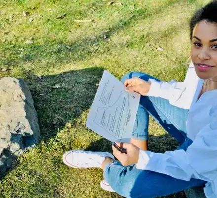 Жени от цял свят търсят отговор на въпроса „Какво е да си момиче през 2019-а година?”