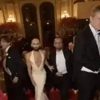 Кончита Вурст се хвана с БГ диригент