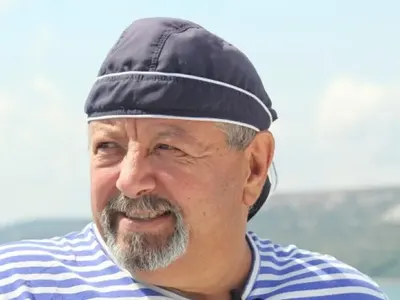 Краси Ранков се изръси 500 лева за лукс обувки