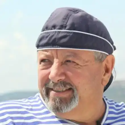 Краси Ранков се изръси 500 лева за лукс обувки