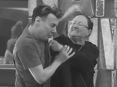 Кулагин пак захапа Ваня Костова: Дърт чувал с картофи!