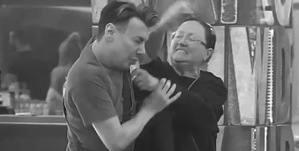 Кулагин пак захапа Ваня Костова: Дърт чувал с картофи!