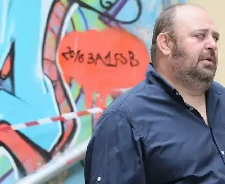 Любо Нейков вдигна паметник на майка си за 10 бона