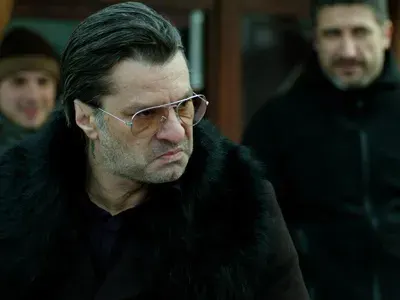 Мариан Вълев втрещи фенките с визия (Актьорът заприлича на чичко)