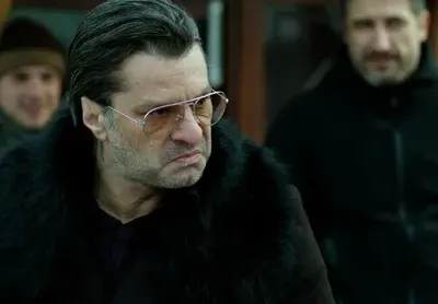 Мариан Вълев втрещи фенките с визия (Актьорът заприлича на чичко)