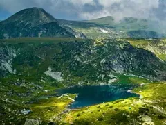 Members of the Greens who \"fertilize\" butterflies for BGN 2 mln. and teach fish to swim for BGN 1 mln. have vitiated the ecological cause in Bulgaria