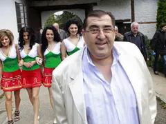 Митьо Пищова оздравя и пак се развихри