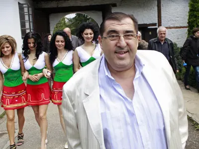 Митьо Пищова оздравя и пак се развихри