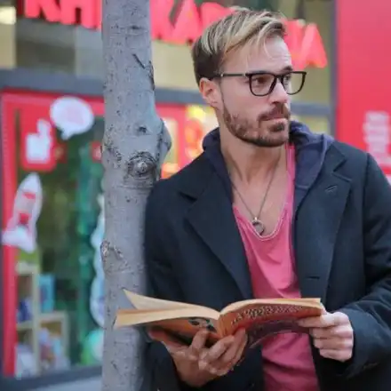 Ники Илиев се оказа неграмотен