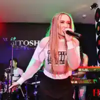 Оригиналният Сленг бойкотира дъщерята на Дими