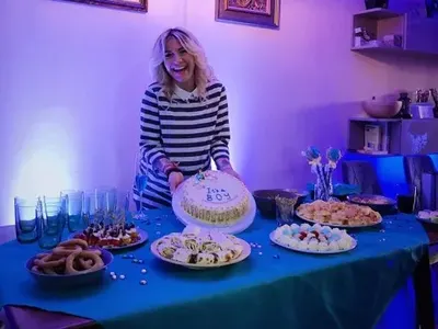 Поли Генова чака момче