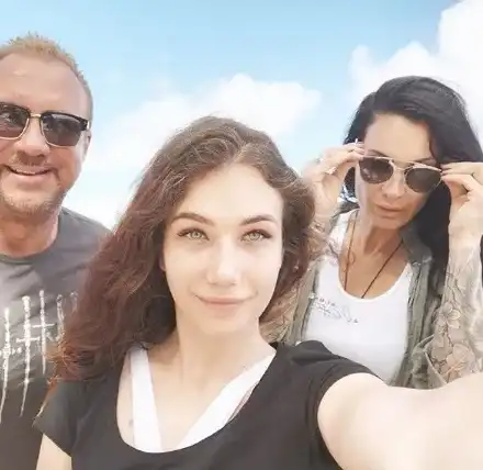 Само една родна звезда ще бъде гост на сватбата на Цеци Красимирова! Ето коя е тя + Галена ще пее на младоженците