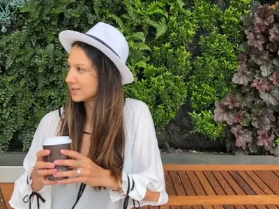 Сестрата на Цвети Пиронкова изрисува университет в Лос Анджелис