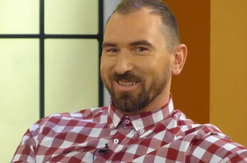 Шеф Токев чака бебе