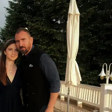 Щерката на Андре Токев му взе хляба - отвори ресторант с менците на баба си