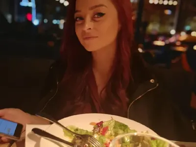 Щерката на Доган влюбена в приятел на брат си! (Двамата живеят заедно)