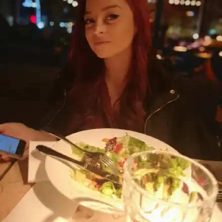 Щерката на Доган влюбена в приятел на брат си! (Двамата живеят заедно)