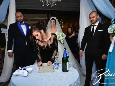 Софи Маринова и Гринго вдигнаха третото си сватбено парти! Преслава и Павел отново им кумуват (Много СНИМКИ)