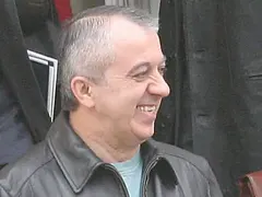Стуци Ламборджинито остави децата си без наследство, прехвърлил имоти и банкови сметки на младата си любовница