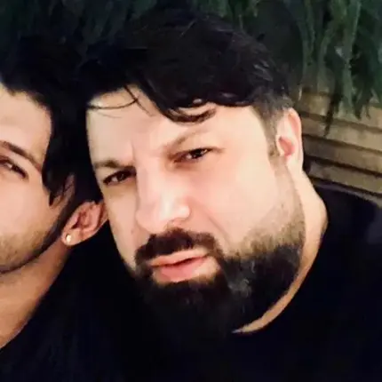 Тони и Фики Стораро въртят млади гаджета! Метресите им - приятелки