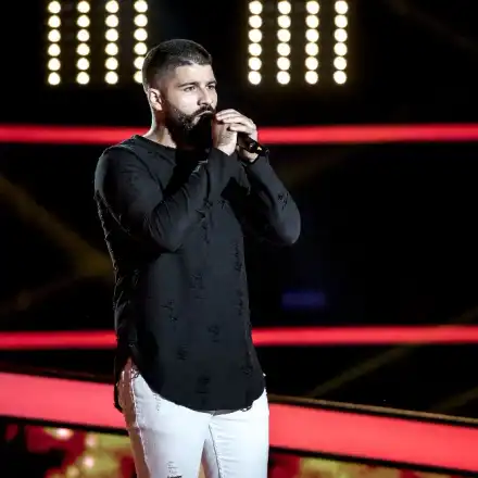 Участник в „Гласът на България“ близък на Галена?