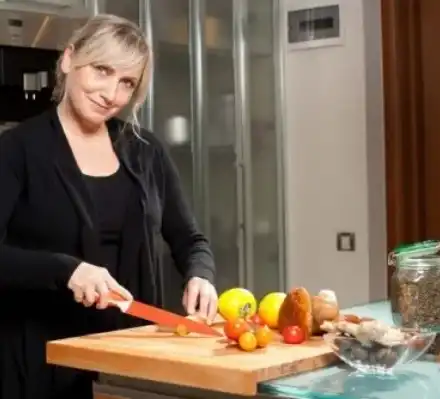 Уникален лукс! Вижте един от палатите на Елена Йончева! Има двор в апартамента си (СНИМКИ)