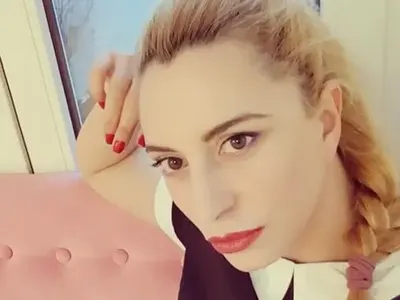 Ваня Щерева плаши художник с бой: Едни момчета познавам... чупят ръчички и пръстенца!